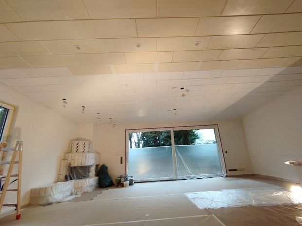 Bild "projekte:2026-01-11-Holzdecke-_Bismarkstr-vorschau.jpg"